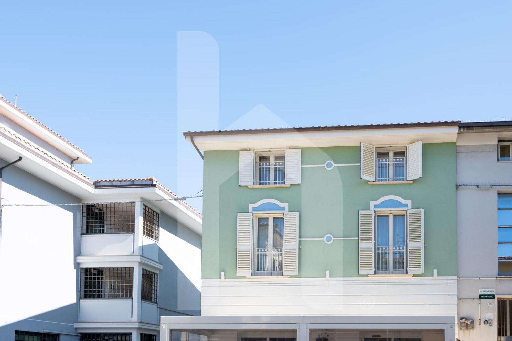 Apartamento Homiday - Residenza D'Annunzio Pineto Exterior foto