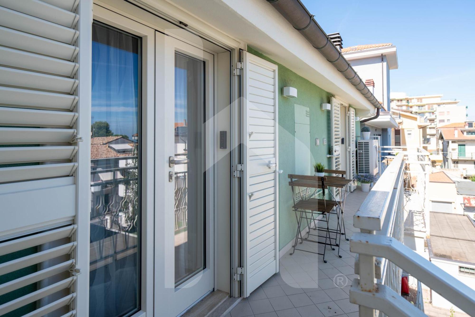Apartamento Homiday - Residenza D'Annunzio Pineto Exterior foto